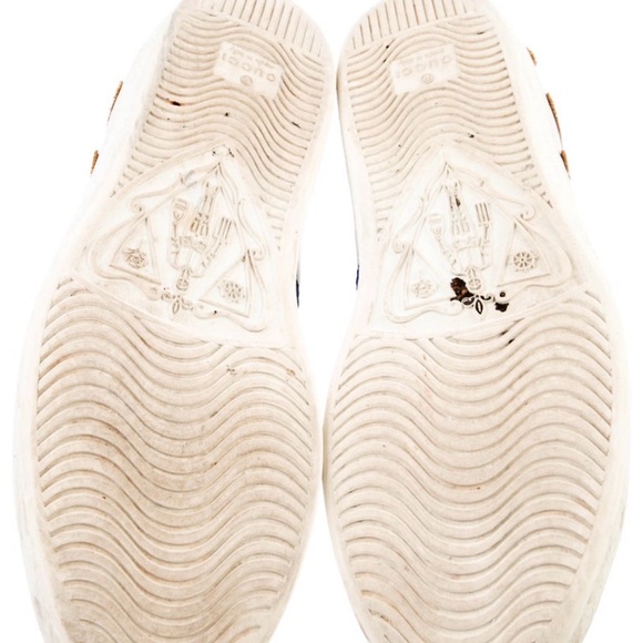..SOLD..Authentic Gucci Sneakers - Picture 3 of 6